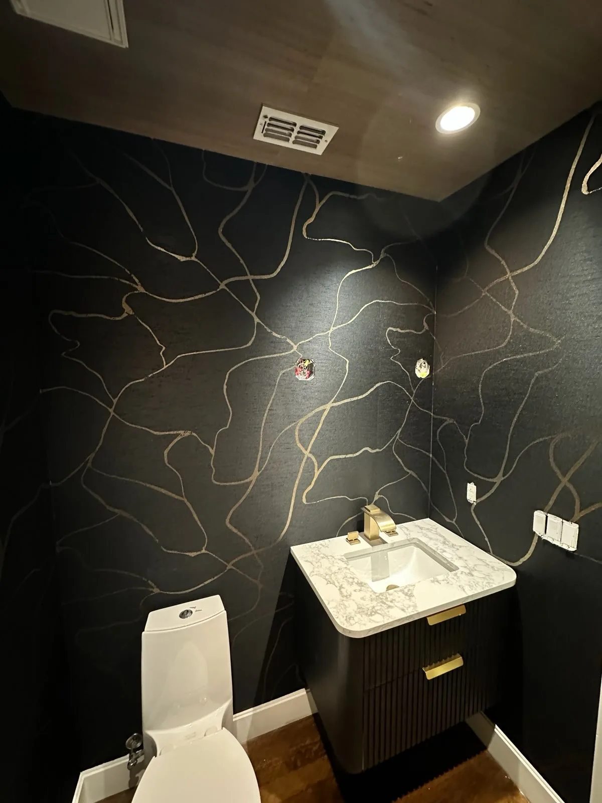 Wallpaper removal service Miami